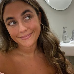 Meet your Posher, Brianna